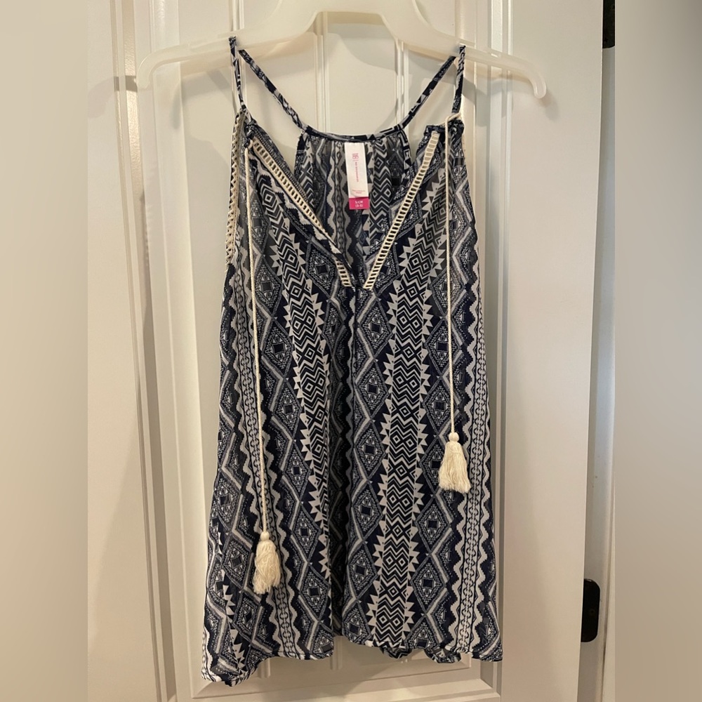NWOT Gorgeous Women’s Small Blue and White Festival Tank Top With A Tied Front